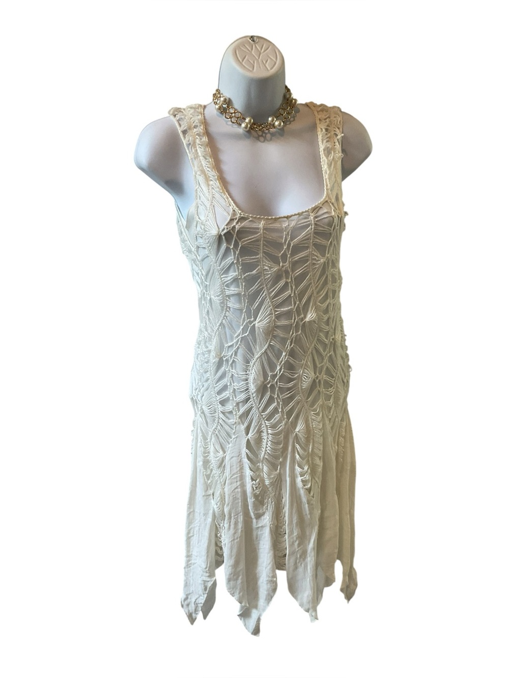 Hot & Delicious Cream Camisole with Lace Trim Boho Festivities Small w-12 L-35
